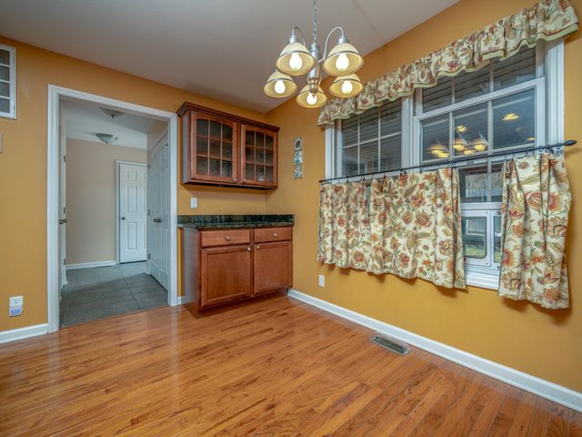 2850 Abbott Creek Road, Prestonsburg, KY 41653