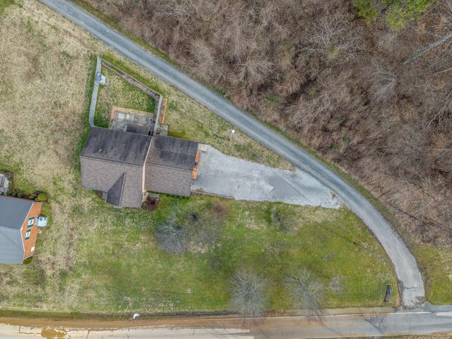 2850 Abbott Creek Road, Prestonsburg, KY 41653