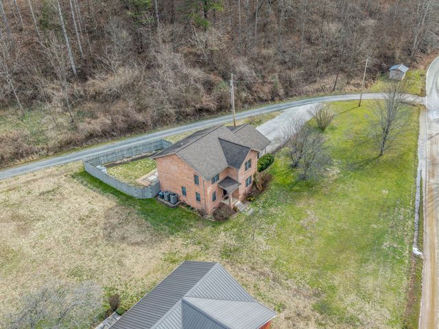 2850 Abbott Creek Road, Prestonsburg, KY 41653