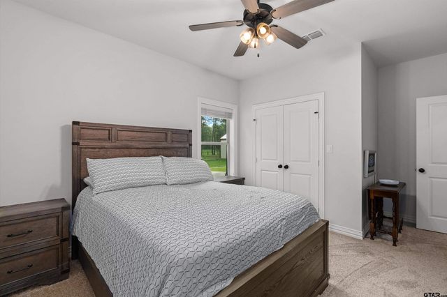 434 King Ranch RD, Kilgore, TX 75662