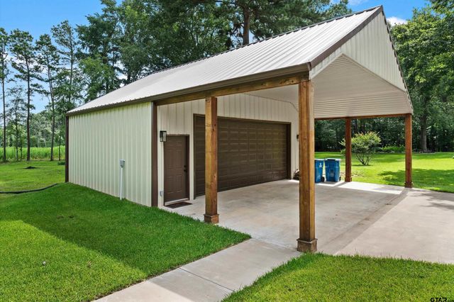 434 King Ranch RD, Kilgore, TX 75662