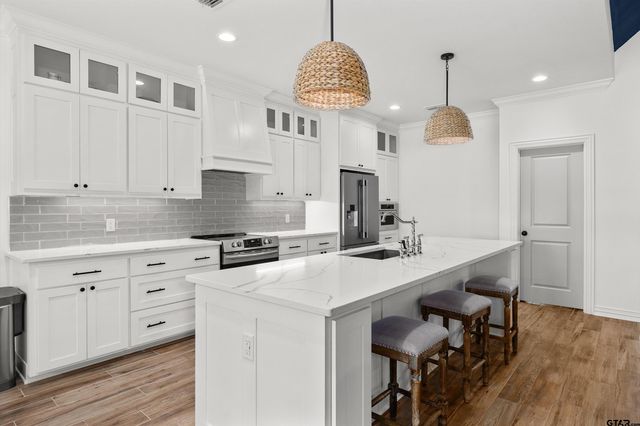 434 King Ranch RD, Kilgore, TX 75662