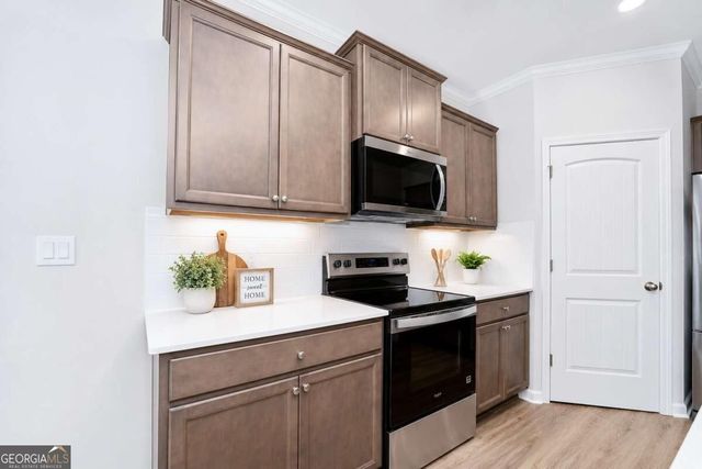 24 Berryville Drive, Dawsonville, GA 30534
