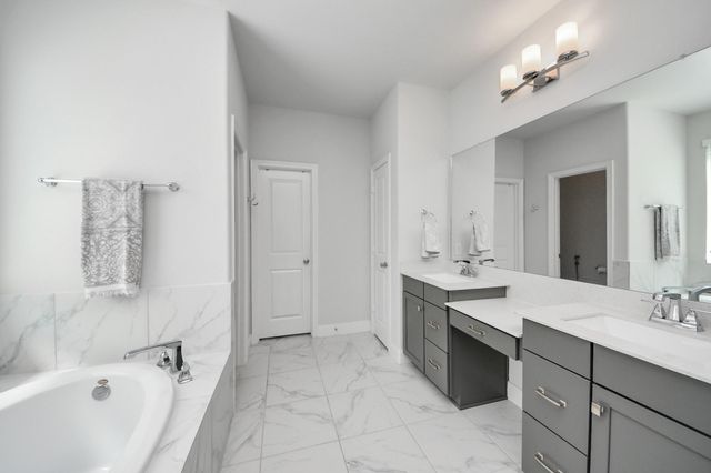 8922 Golden Mist Drive, Missouri City, TX 77459