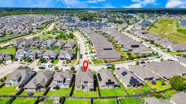 8922 Golden Mist Drive, Missouri City, TX 77459