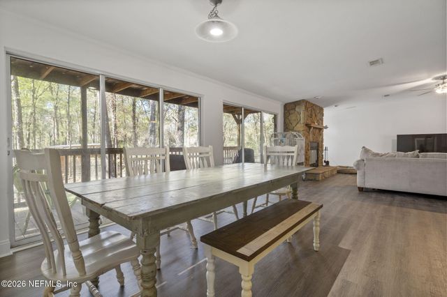 2490 VIOLET Way, Middleburg, FL 32068