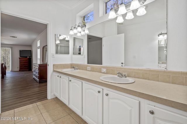 2490 VIOLET Way, Middleburg, FL 32068