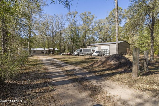 2490 VIOLET Way, Middleburg, FL 32068