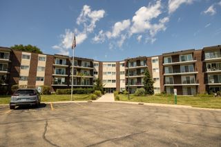 5540 Walnut Avenue 7A, Downers Grove, IL 60515