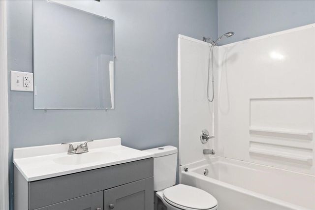 817 S South Campbell Avenue, Springfield, MO 65806