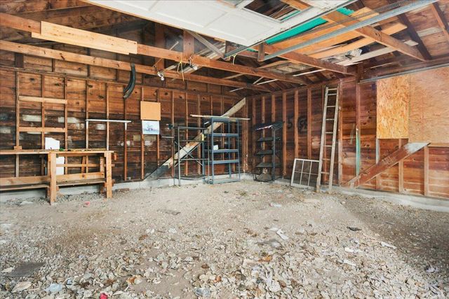 817 S South Campbell Avenue, Springfield, MO 65806