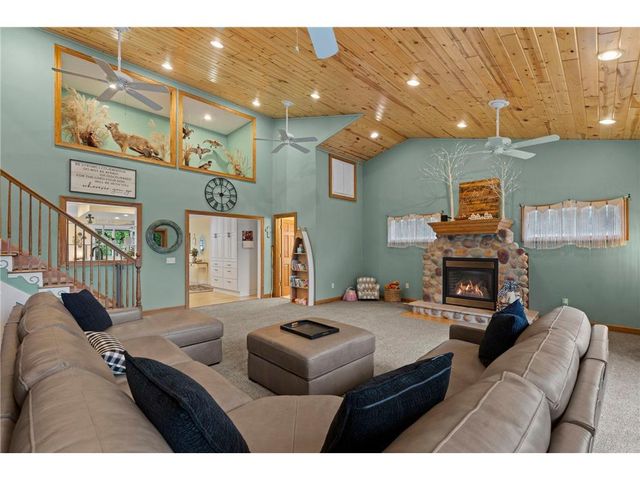 456 Vadnais Road, Saint Paul, MN 55127