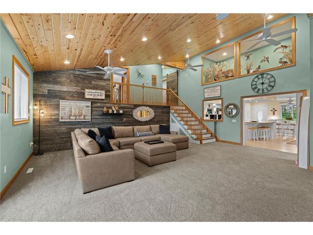 456 Vadnais Road, Saint Paul, MN 55127