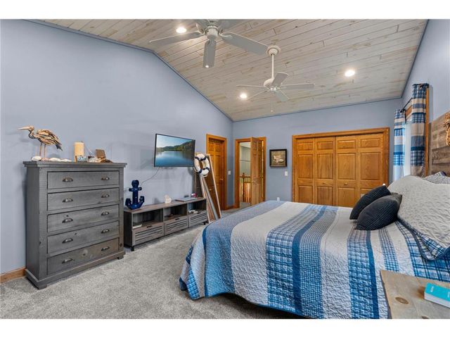 456 Vadnais Road, Saint Paul, MN 55127