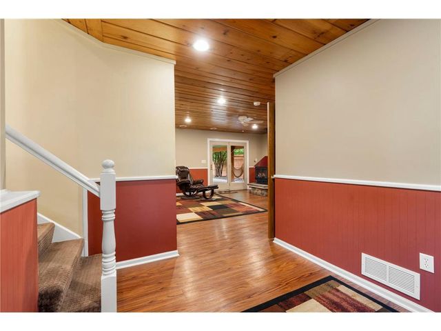 456 Vadnais Road, Saint Paul, MN 55127