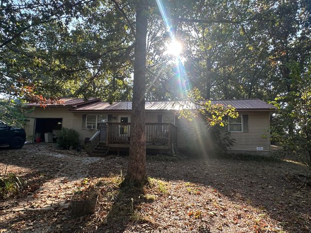 9592 County Road 7530, Pottersville, MO 65790