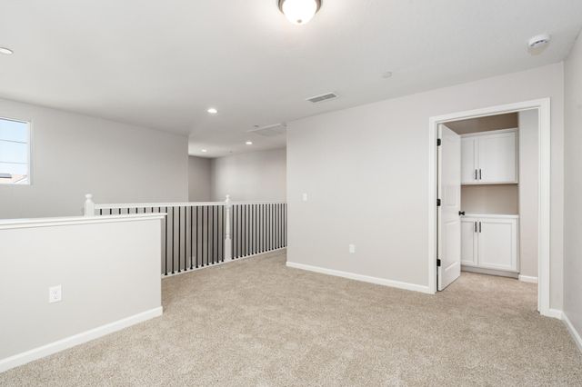744 S Apple Street, Dinuba, CA 93618