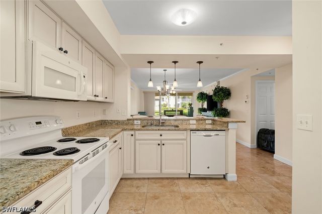 5045 Cedar Springs DR 103, Naples, FL 34110