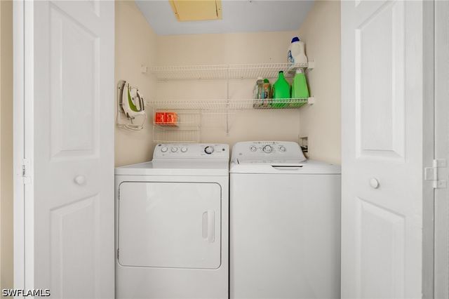 5045 Cedar Springs DR 103, Naples, FL 34110