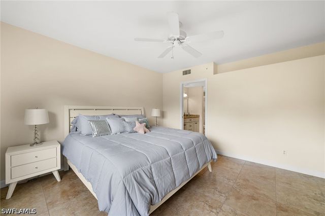 5045 Cedar Springs DR 103, Naples, FL 34110