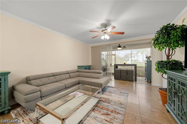 5045 Cedar Springs DR 103, Naples, FL 34110