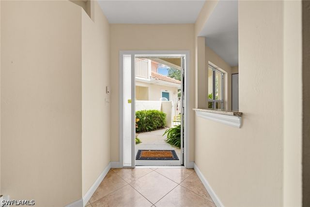 5045 Cedar Springs DR 103, Naples, FL 34110