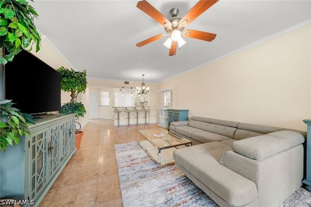 5045 Cedar Springs DR 103, Naples, FL 34110