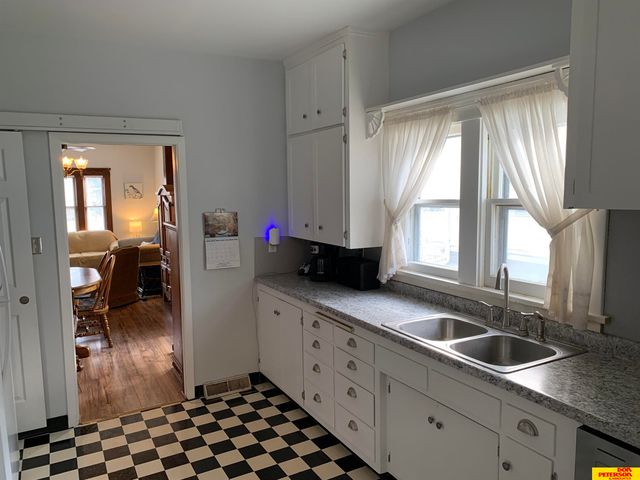 1805 N H Street, Fremont, NE 68025