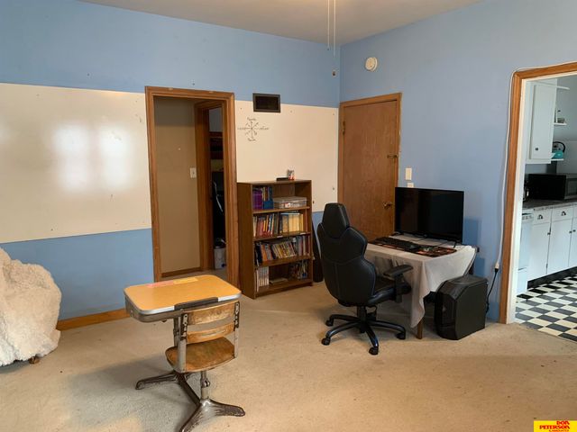 1805 N H Street, Fremont, NE 68025