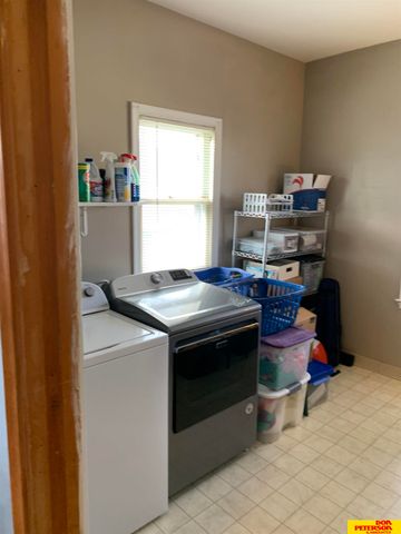 1805 N H Street, Fremont, NE 68025