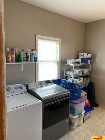 1805 N H Street, Fremont, NE 68025