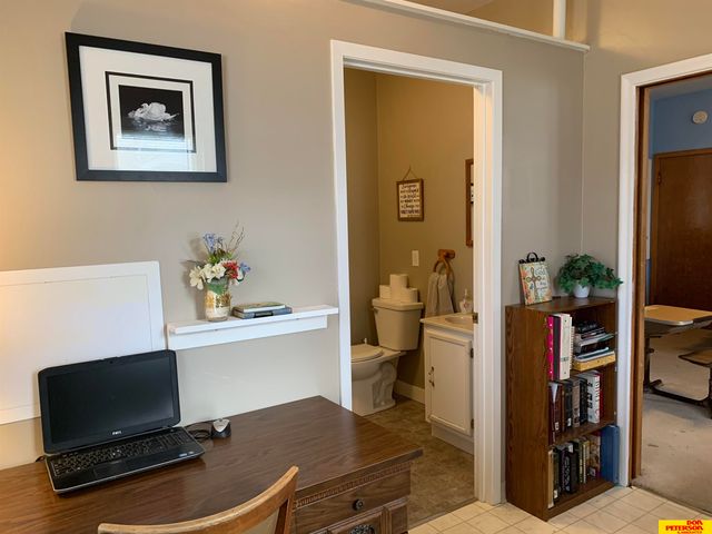 1805 N H Street, Fremont, NE 68025