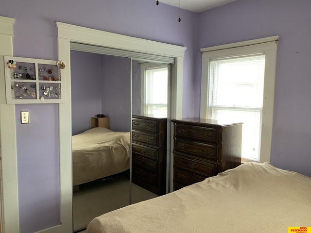 1805 N H Street, Fremont, NE 68025