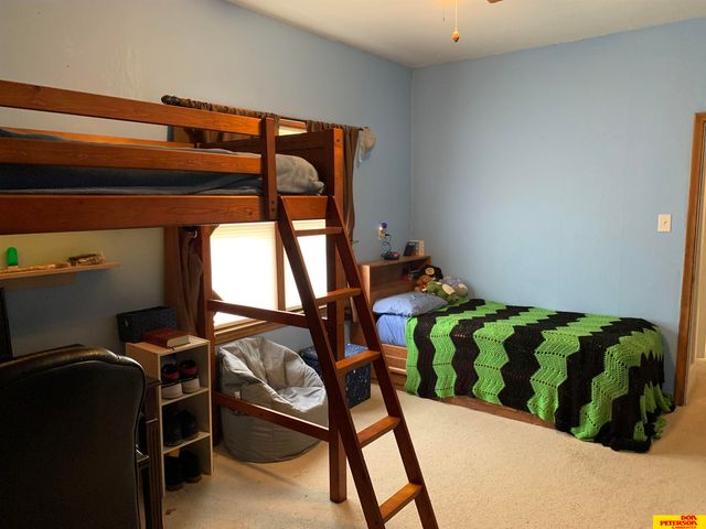 1805 N H Street, Fremont, NE 68025