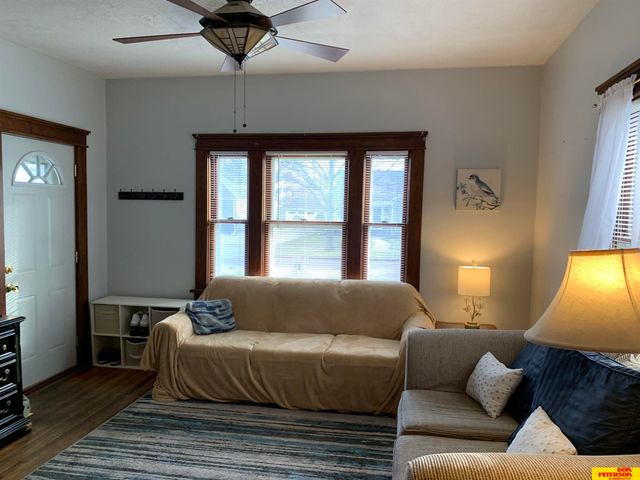 1805 N H Street, Fremont, NE 68025