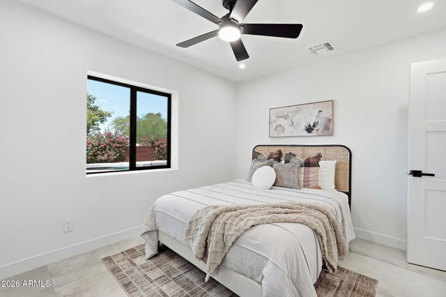 14020 N 64TH Street, Scottsdale, AZ 85254