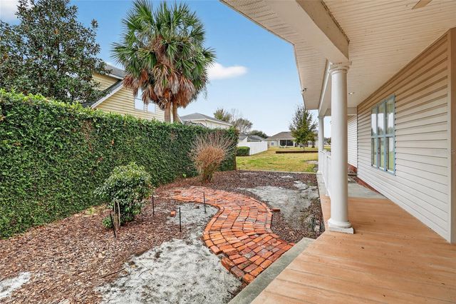 2128 LAKE ARIANA BOULEVARD, Auburndale, FL 33823