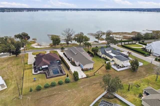 2128 LAKE ARIANA BOULEVARD, Auburndale, FL 33823