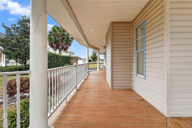 2128 LAKE ARIANA BOULEVARD, Auburndale, FL 33823