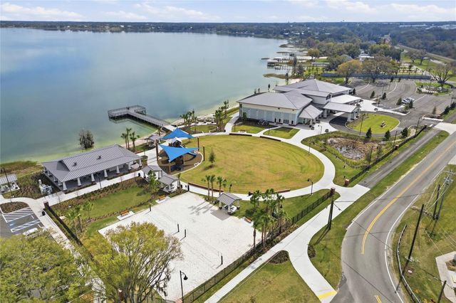 2128 LAKE ARIANA BOULEVARD, Auburndale, FL 33823