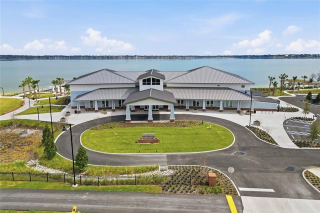 2128 LAKE ARIANA BOULEVARD, Auburndale, FL 33823