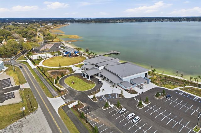 2128 LAKE ARIANA BOULEVARD, Auburndale, FL 33823