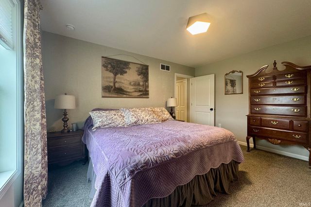 510 N Eastfield Circle, Milford, IN 46542