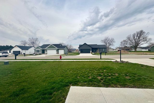 510 N Eastfield Circle, Milford, IN 46542