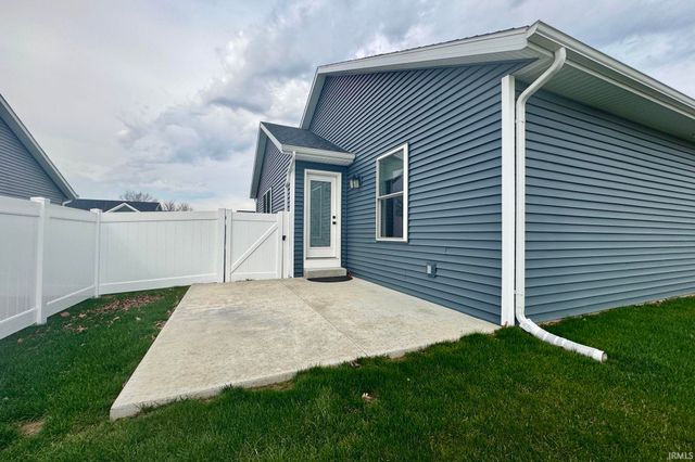 510 N Eastfield Circle, Milford, IN 46542