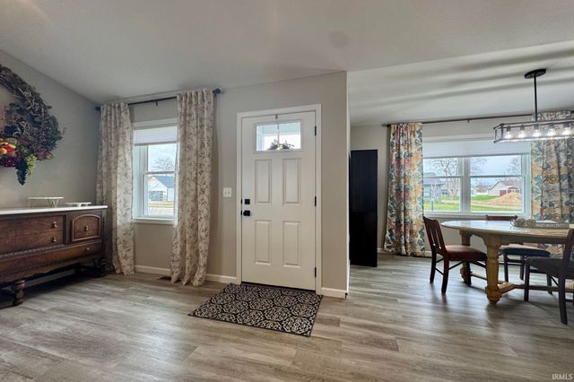 510 N Eastfield Circle, Milford, IN 46542