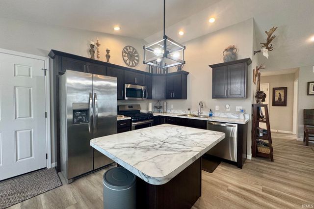 510 N Eastfield Circle, Milford, IN 46542