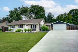 934 OGDEN Road, New Lenox, IL 60451
