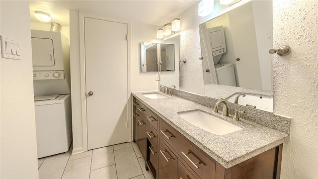 7575 Katy Freeway 103, Houston, TX 77024