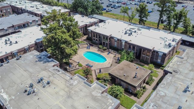 7575 Katy Freeway 103, Houston, TX 77024